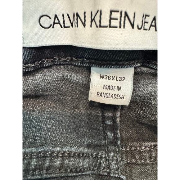 Calvin Klein Jeans Men Skinny Fit Dark Wash Staple Classic Denim Pants - Picture 7 of 8